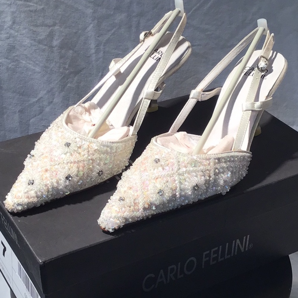 💕NIB💕 Carlo Fellini Sofia heels size 7